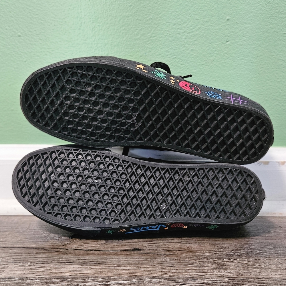 Vans Black Sneakers with Colorful Doodles - Picture 8 of 8